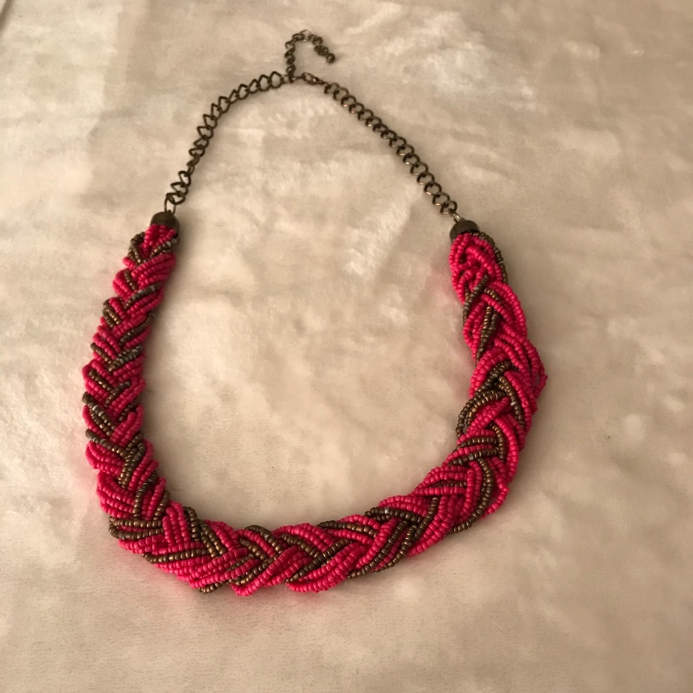 Forever 21 Beaded Coral Necklace.
